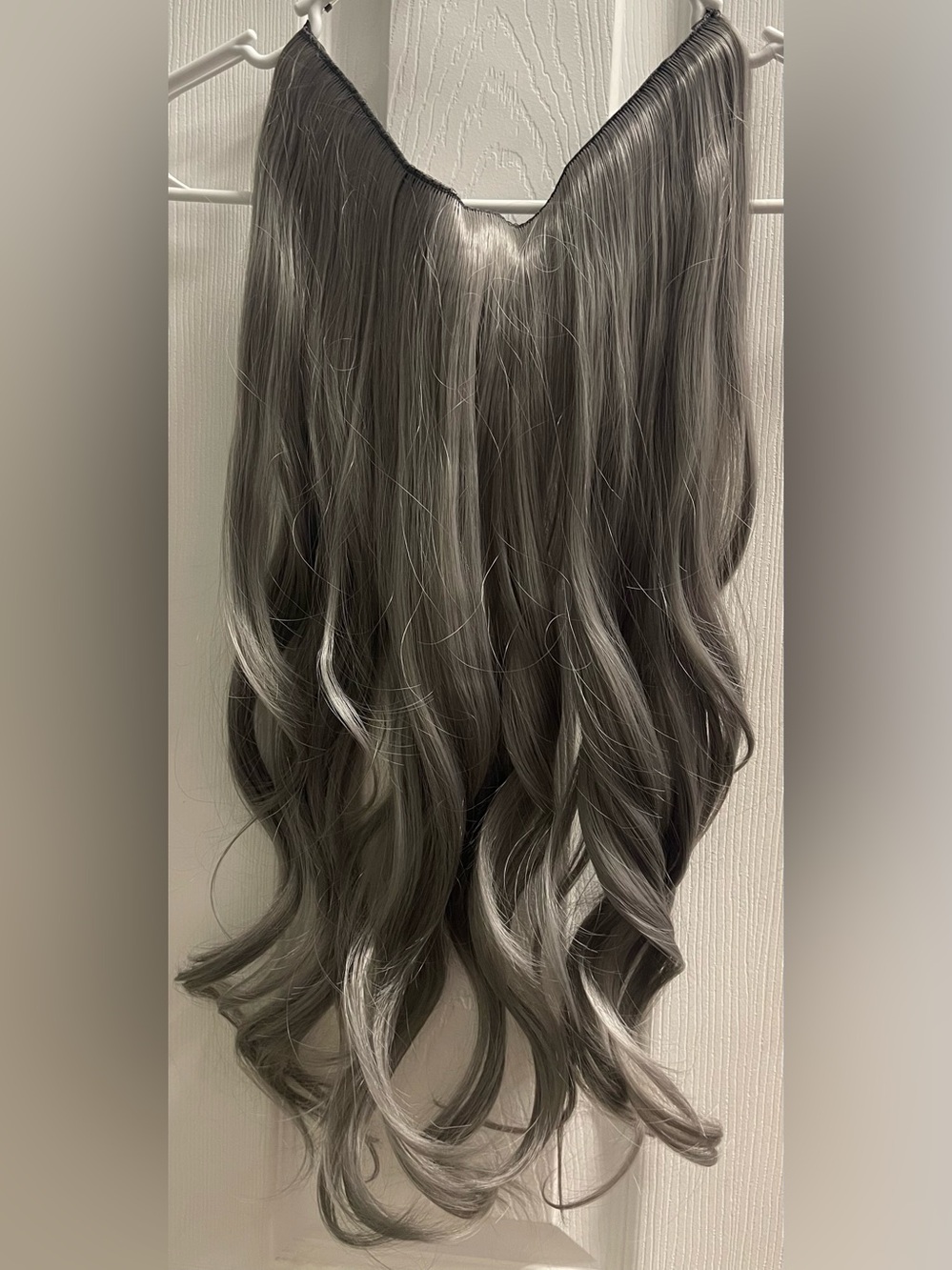 THAT Hair - Gray Wavy Hair Extension - 18 inches! Natural-Look Long Waves